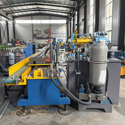 Металлический потолочный профиль T / T Bar Профилегибочная машина для производства стали